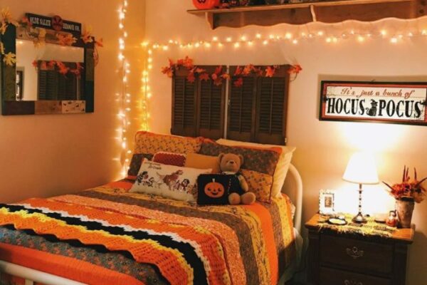 How to decorate your room for halloween