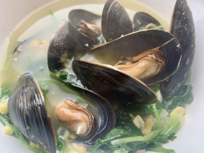 How to cook mussel soup filipino style